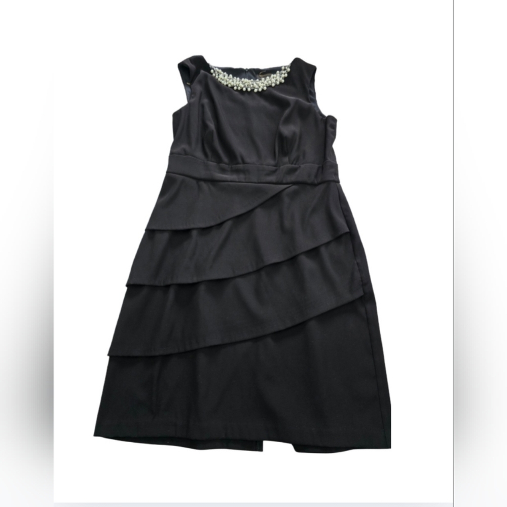 Connected Apparel Macy's Size 14 Black Dress Pearl-Neck Sleeveless Sheath LBD